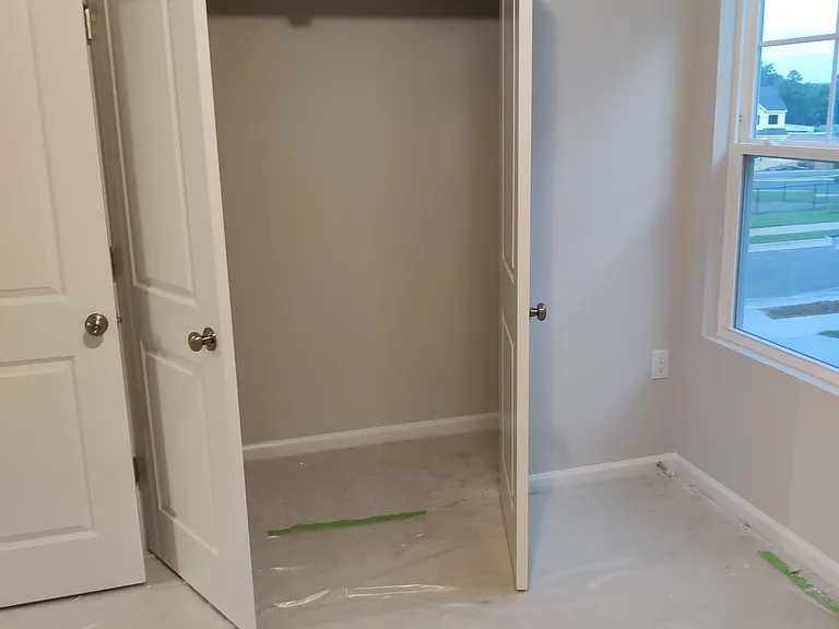 956 Maple Br — Photo 24