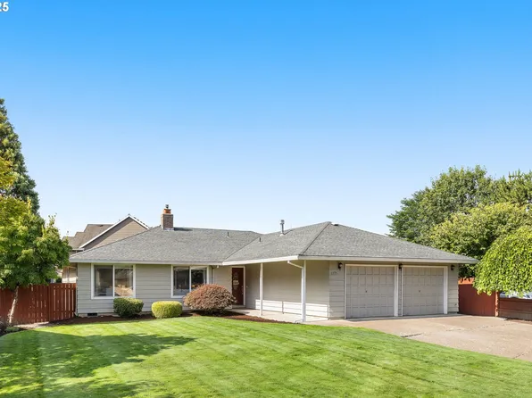 1775 NE Carole Ct, Hillsboro, OR 97124