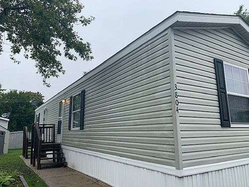 5th image of 3804 1st St
