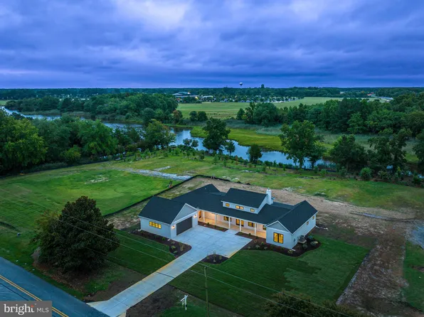 11220 Gum Point Rd, Berlin, MD 21811