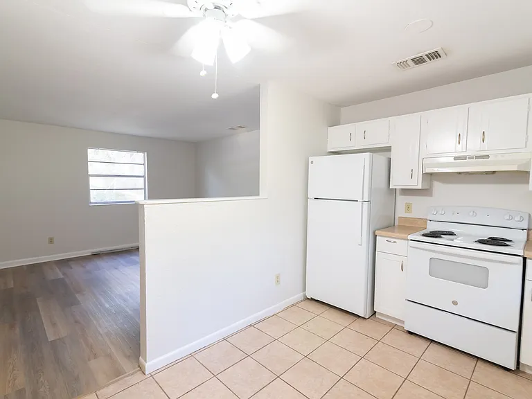 3741 Maria Cir — Photo 8