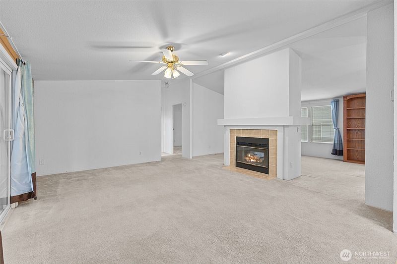 4th image of 1829 137th Street E #101