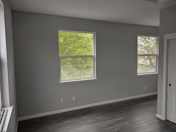 upstairs master bedroom with large closet space