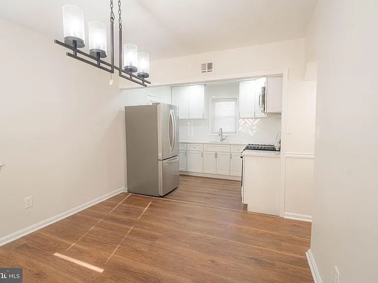 2409 Greeley Pl — Photo 7