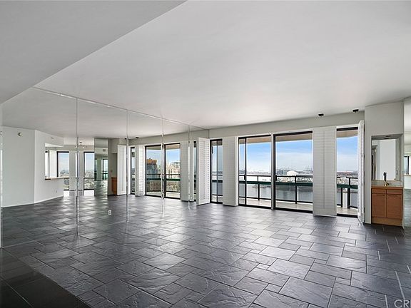 4th image of 1310 E Ocean Blvd Unit 1704