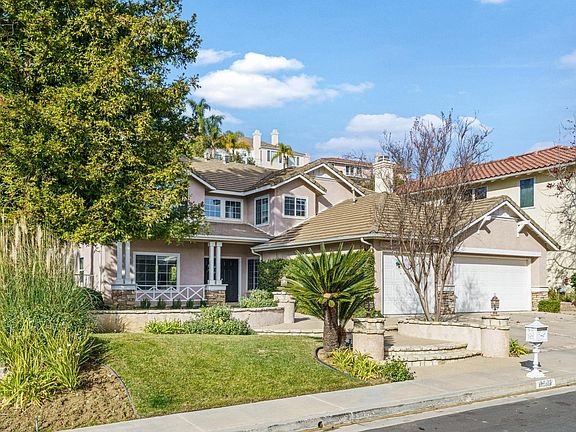 2nd image of 7539 Graystone Dr