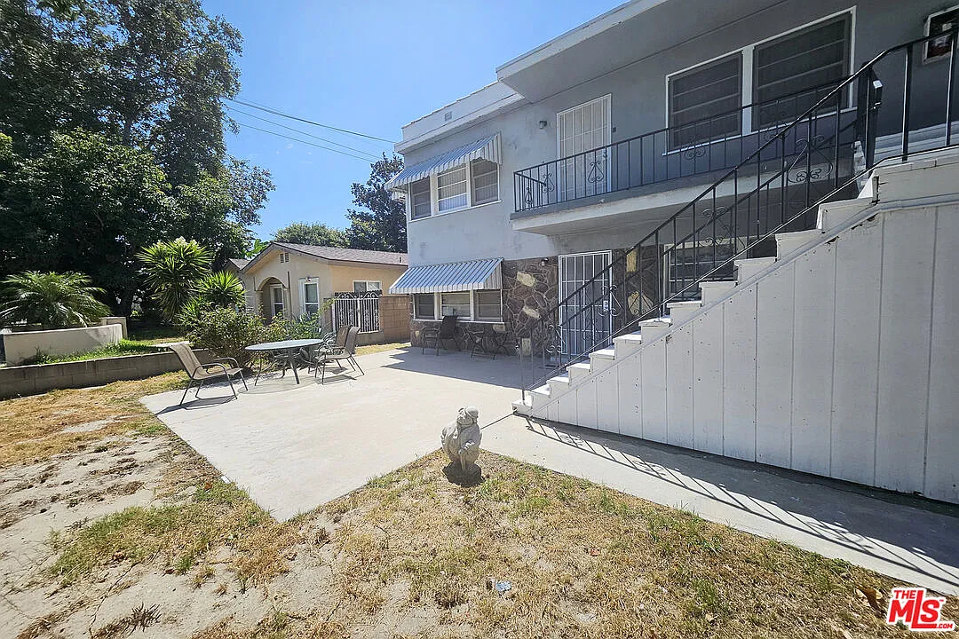 1 bed, 1.0 bath, 750 sqft, $1,975 — Photo 2