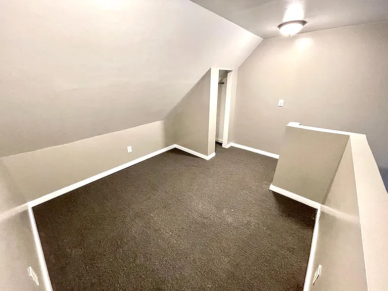 Bedroom Back Right View
