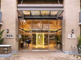 928 Richards St #1006, Vancouver, BC V6B 6P6