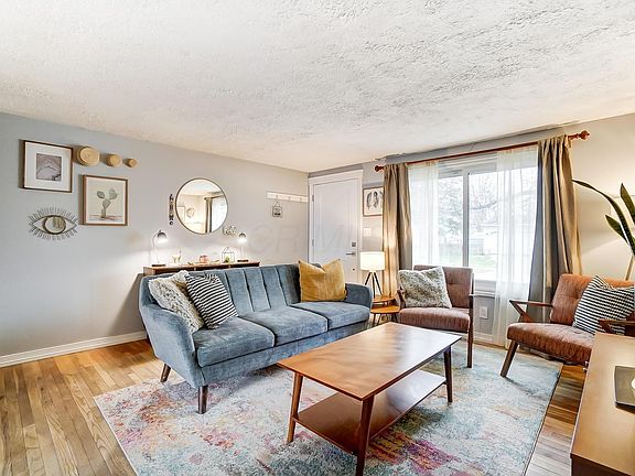 5th image of 2786 Blankner Dr