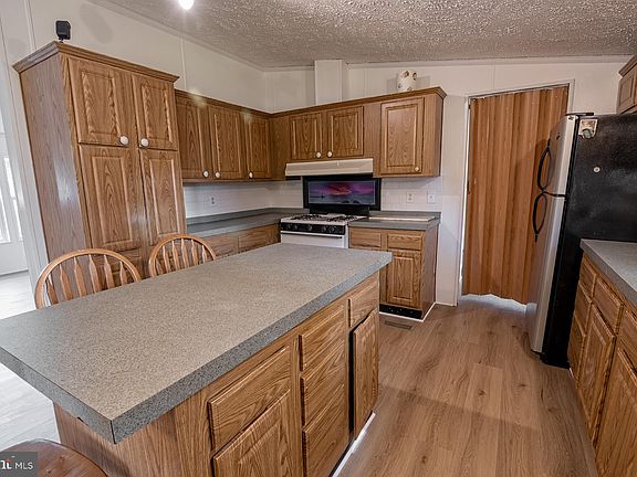 3rd image of 34645 Deck St #49355