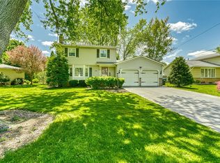1023 Weiland Rd, Rochester, NY 14626