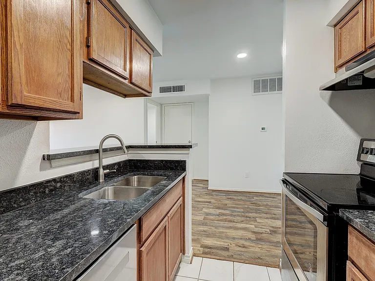 11201 Lynbrook Dr #3818 — Photo 5