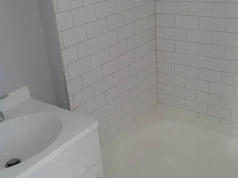545 E 38th St #10 — Photo 7