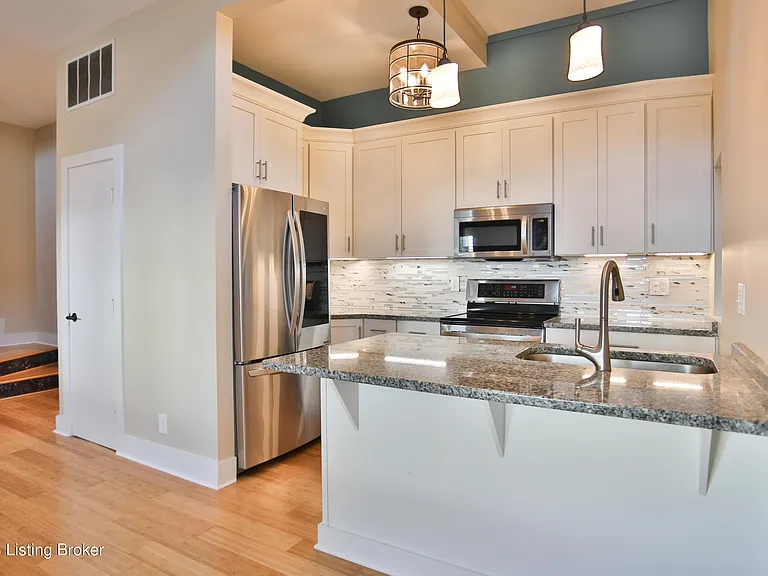 2525 George Rogers Clark Pl #T08 — Photo 4