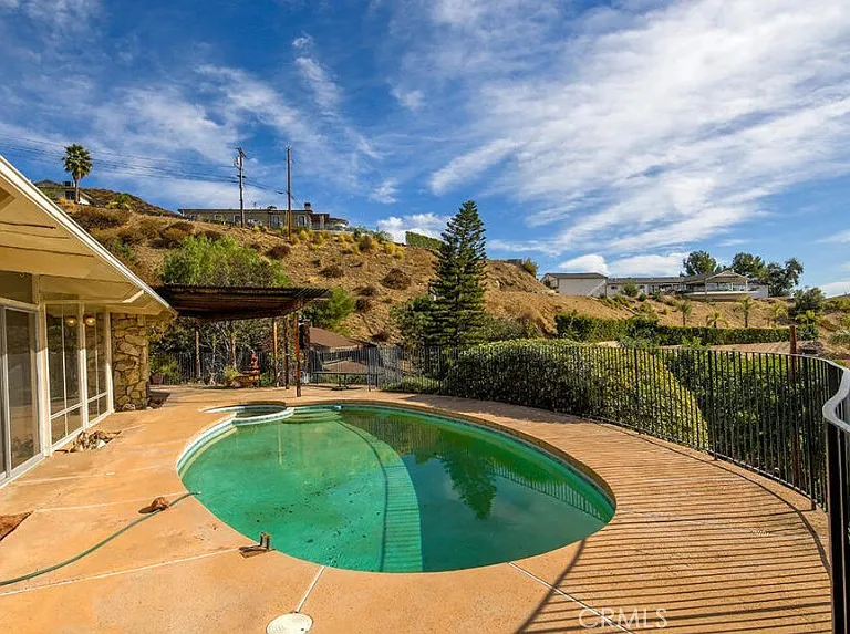 1300 Paseo Redondo — Photo 16