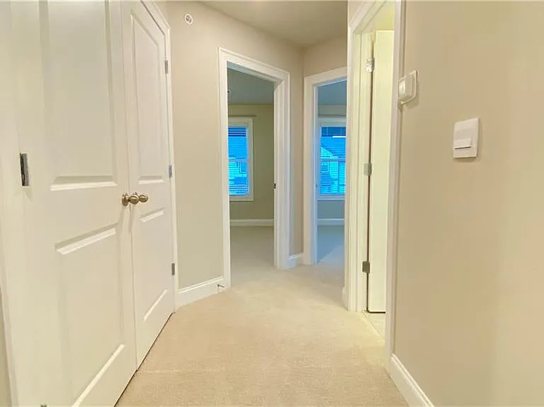 1040 Knoxboro Ln — Photo 22