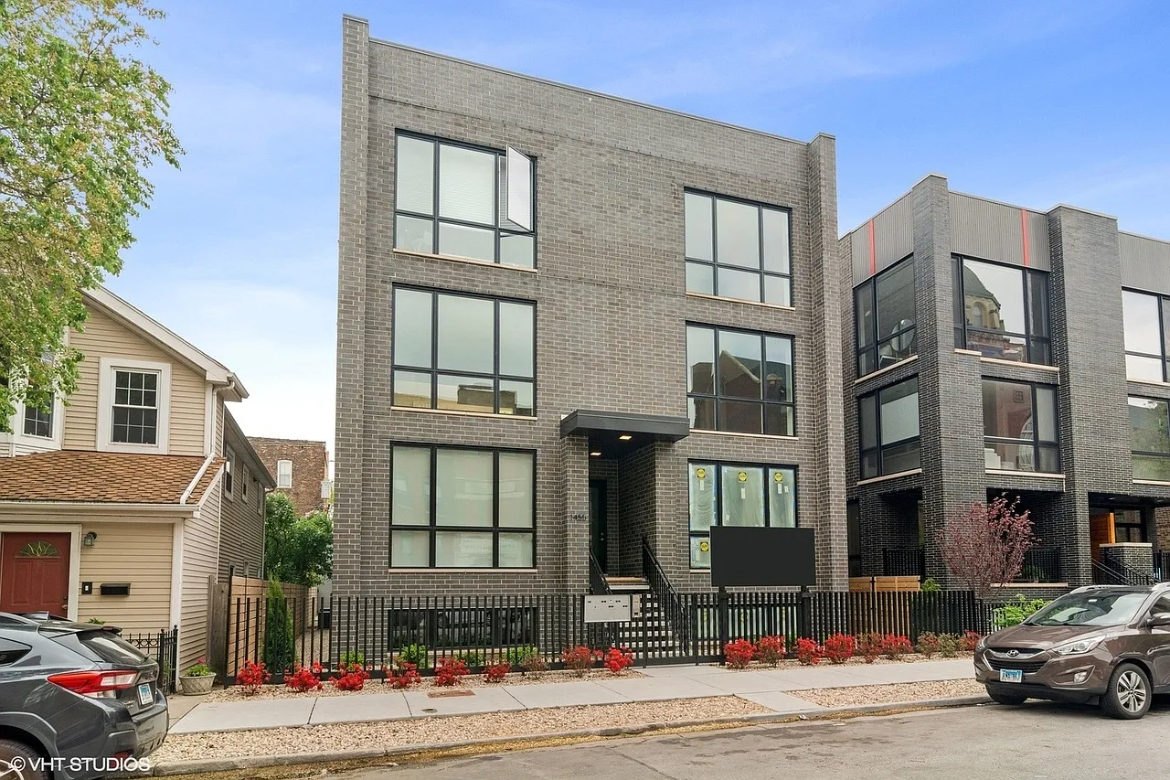 3 bed, 2.0 bath, 2510 sqft, $4,600 — Photo 1