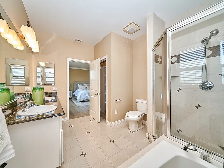 2577 Mountain Ave — Photo 36