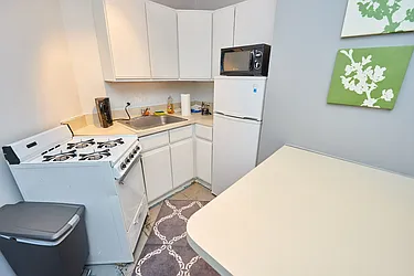 Rented by Genik Group Corp