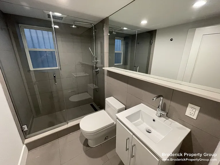 35 South St #B4 — Photo 18