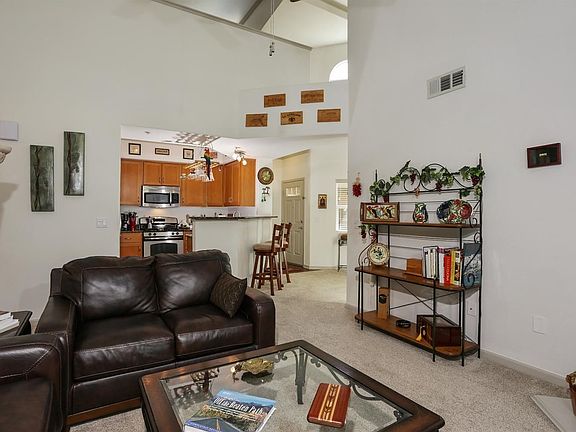 3rd image of 2230 Valley View Pkwy Unit 924