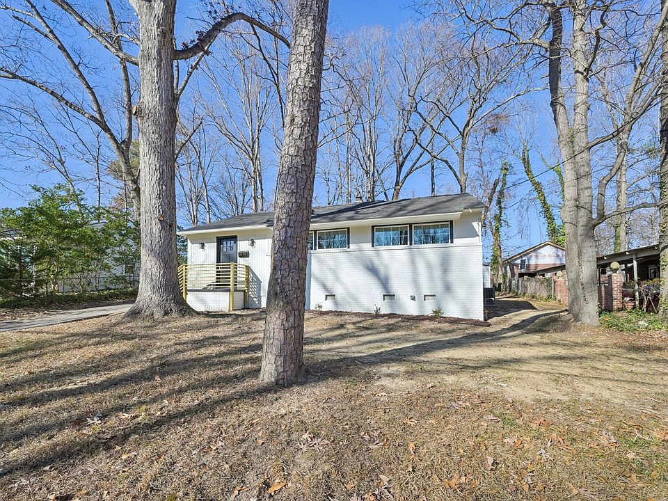 1st image of 2343 Derby Dr