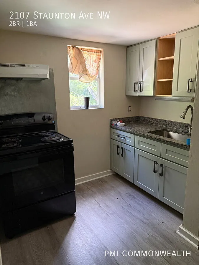 2 Bed / 1 Bath Duplex (Available Now) — Photo 2