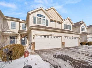 425 S Jade Ln, Round Lake, IL 60073