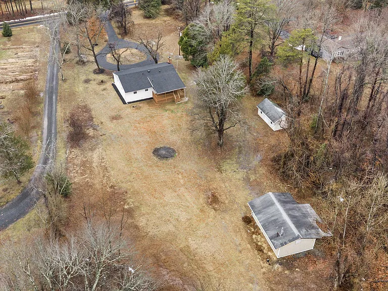 10789 Brent Town Rd — Photo 4