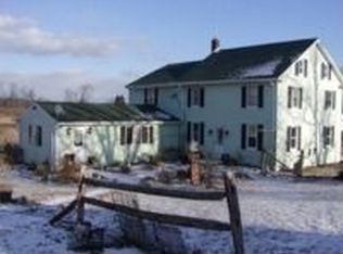 945 White Oak Rd, Windsor, PA 17366