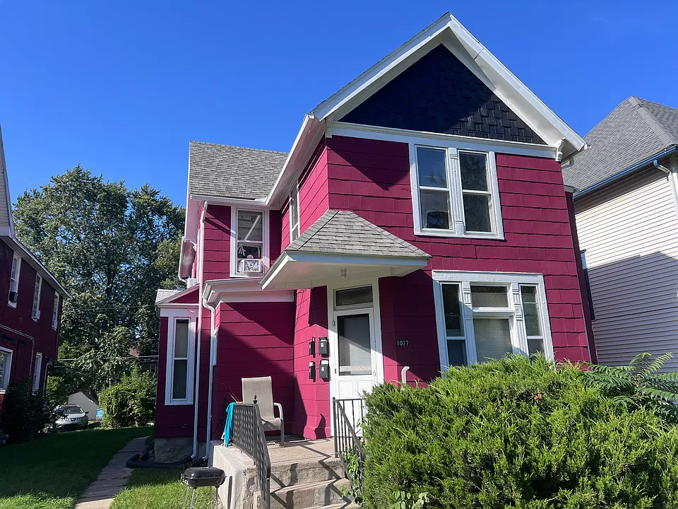 1027 Lake Ave #4