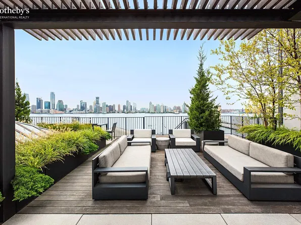 288 West Street image 16 of 18