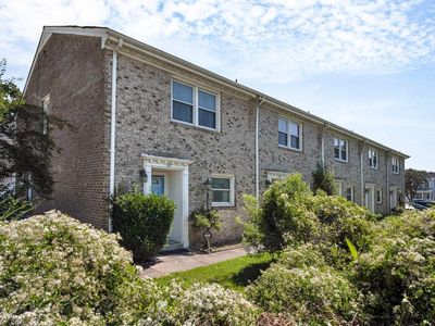 409 25th St APT 110, Virginia Beach, VA, 23451