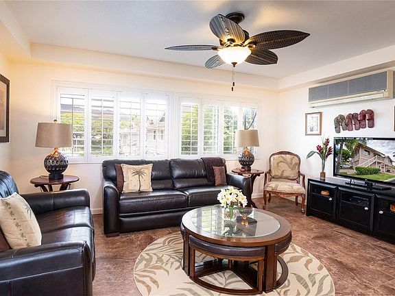 2nd image of 92-1517 E Aliinui Dr #8E