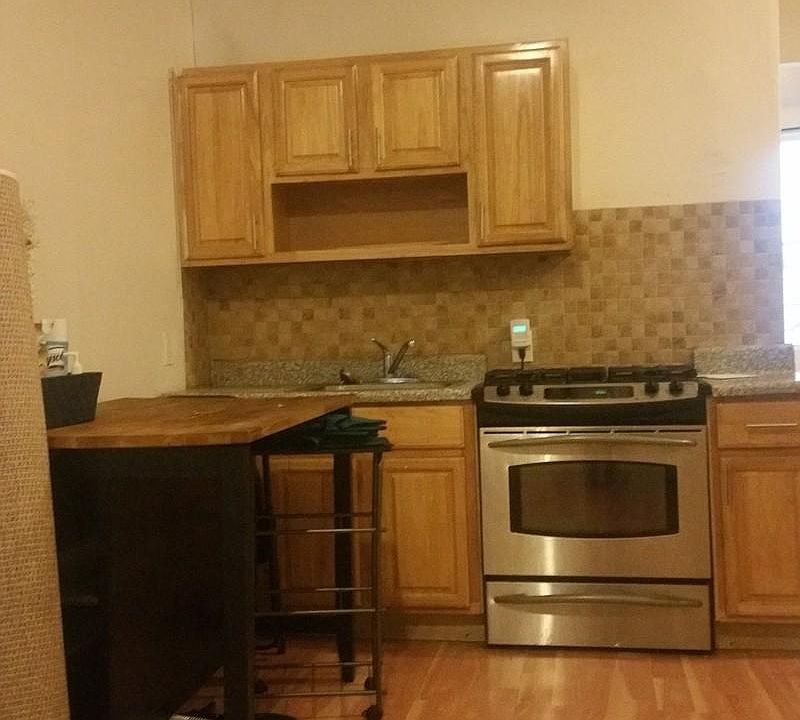 1st image of 368 Marion St #2