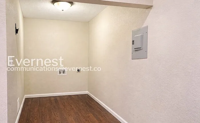 226 Columbine Ct — Photo 22
