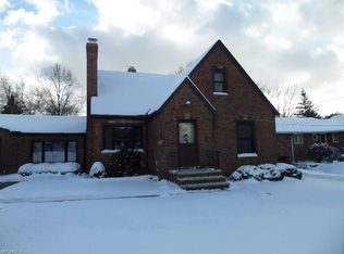 5803 W Pleasant Valley Rd, Cleveland, OH 44129