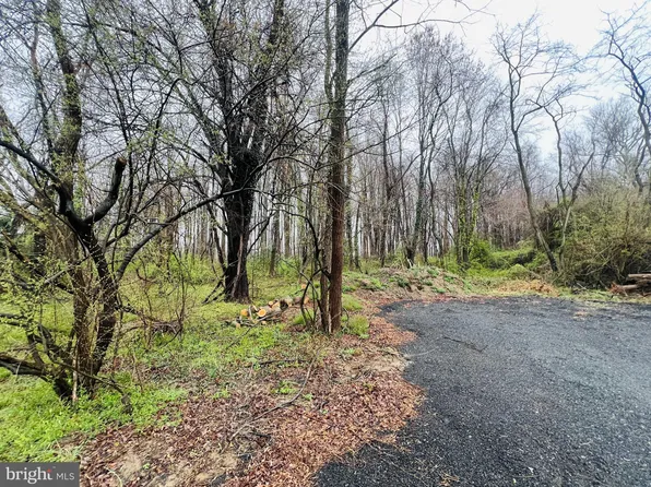 3321 Patuxent River Rd, Davidsonville, MD 21035