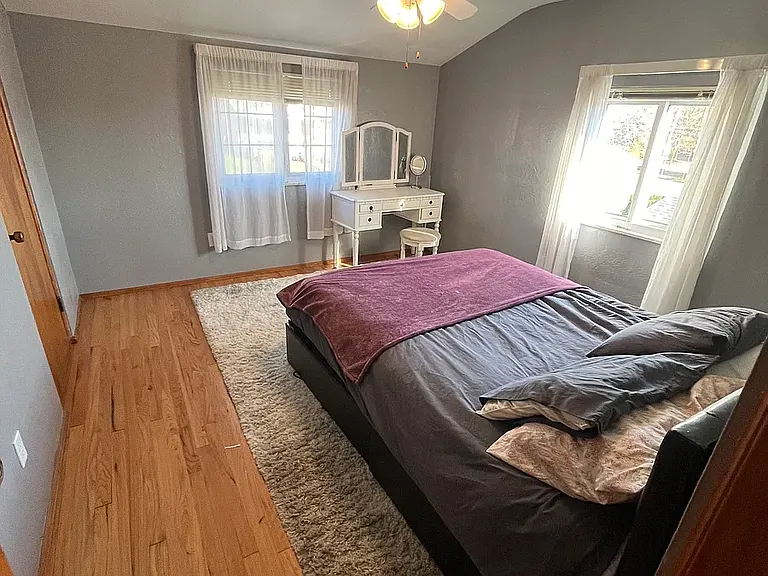 1308 Chaplin St — Photo 16