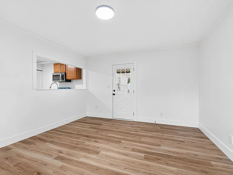 279 Little Flower Ln — Photo 8