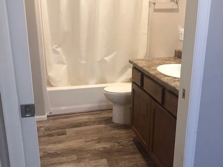 1009 Saint John St #1015 — Photo 2