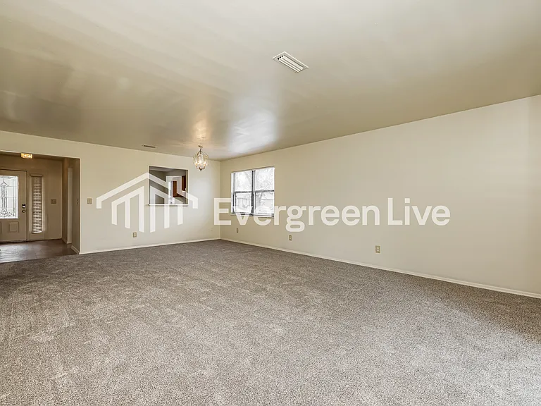 6453 Rolling Glen Dr — Photo 5