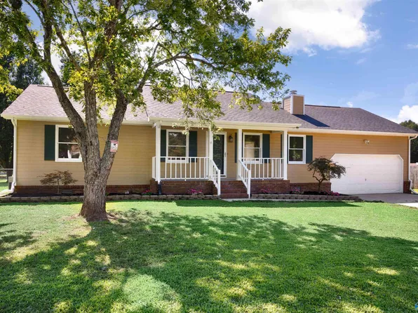 102 Alice Janes Cir, Huntsville, AL 35811