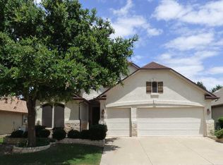 9121 Starwood Ln, Denton, TX 76207