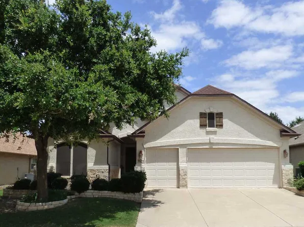 9121 Starwood Ln, Denton, TX 76207