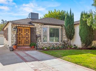 17430 Haynes St, Van Nuys, CA 91406