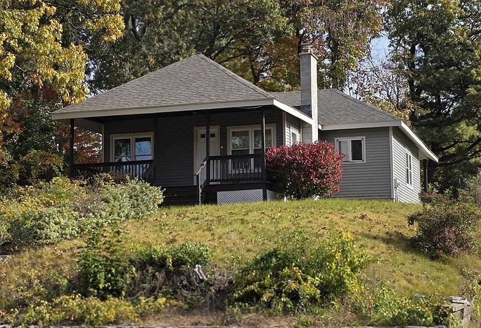 2nd image of 41 Villanova St