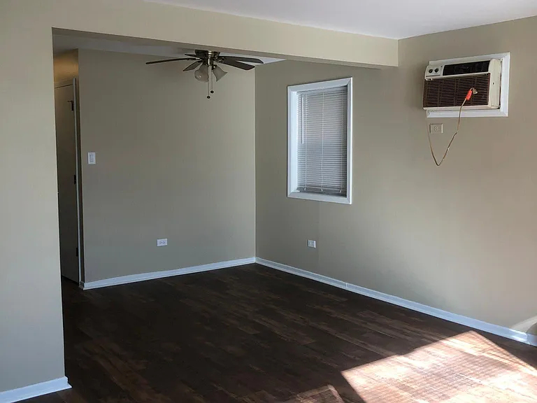 6742 W 63rd St #1 — Photo 3