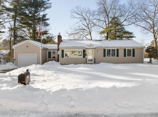 25 Pine Ridge Dr, Ayer, MA 01432